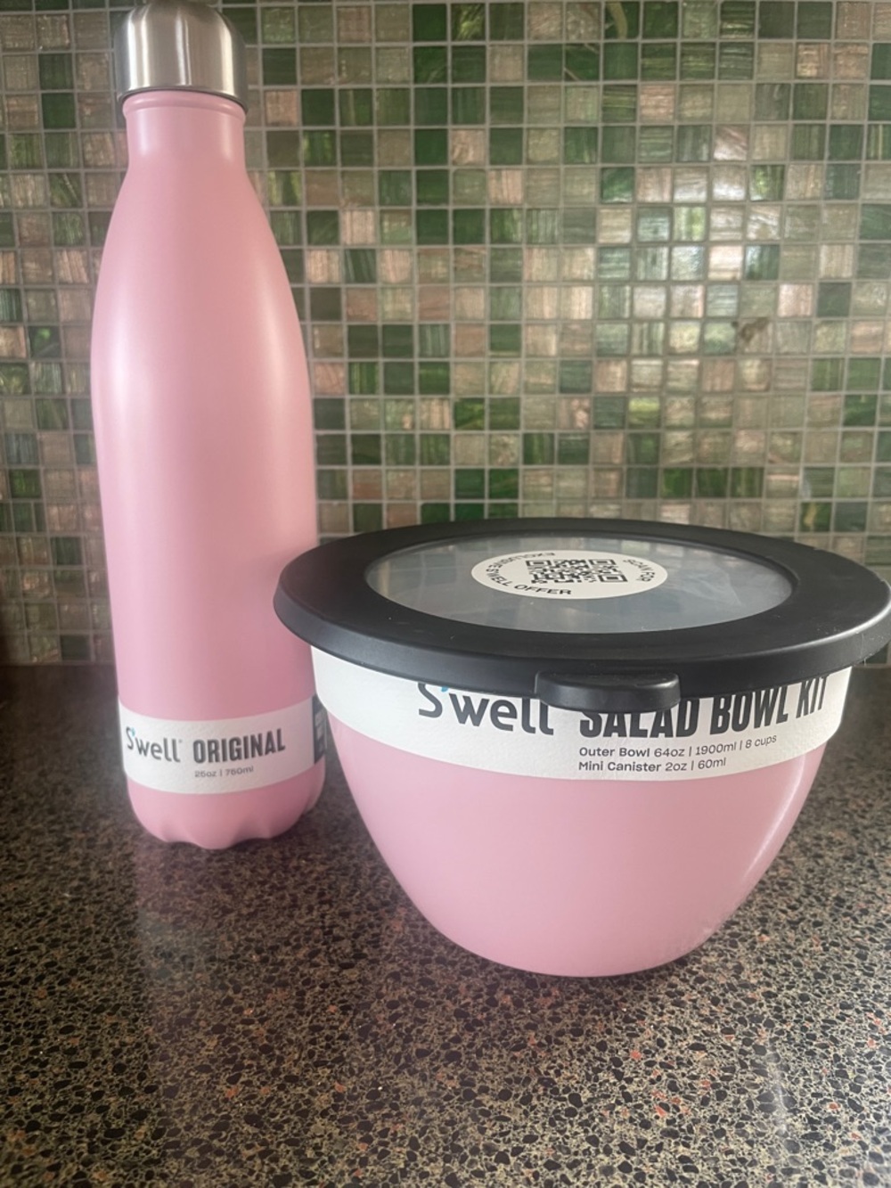 S'well Pink Insulated Bottle with Pink Salad Bowl Kit